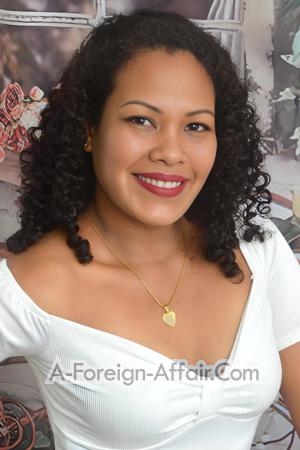 224738 - Katheryne Age: 42 - Peru