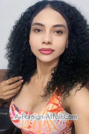 225105 - Maria Angelica Age: 36 - Colombia