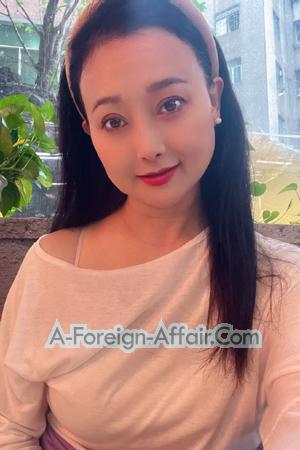 225137 - Lily Age: 51 - China