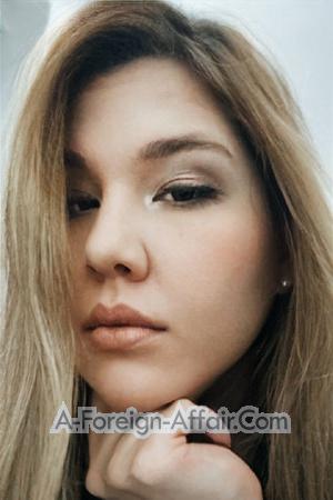 225210 - Priscila Age: 39 - Argentina