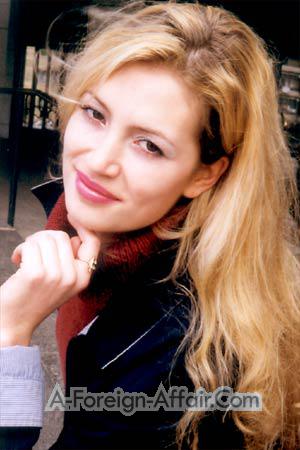60636 - Arina Age: 28 - Russia