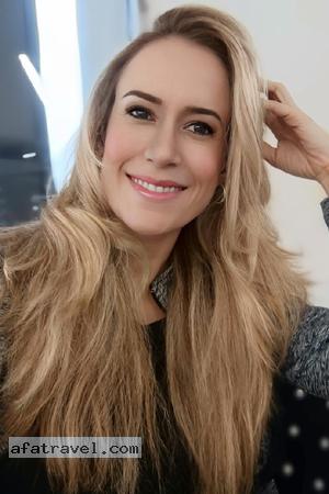 Date Single Latin Women for Marriage