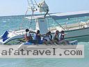 cartagena-women-boat-1104-41
